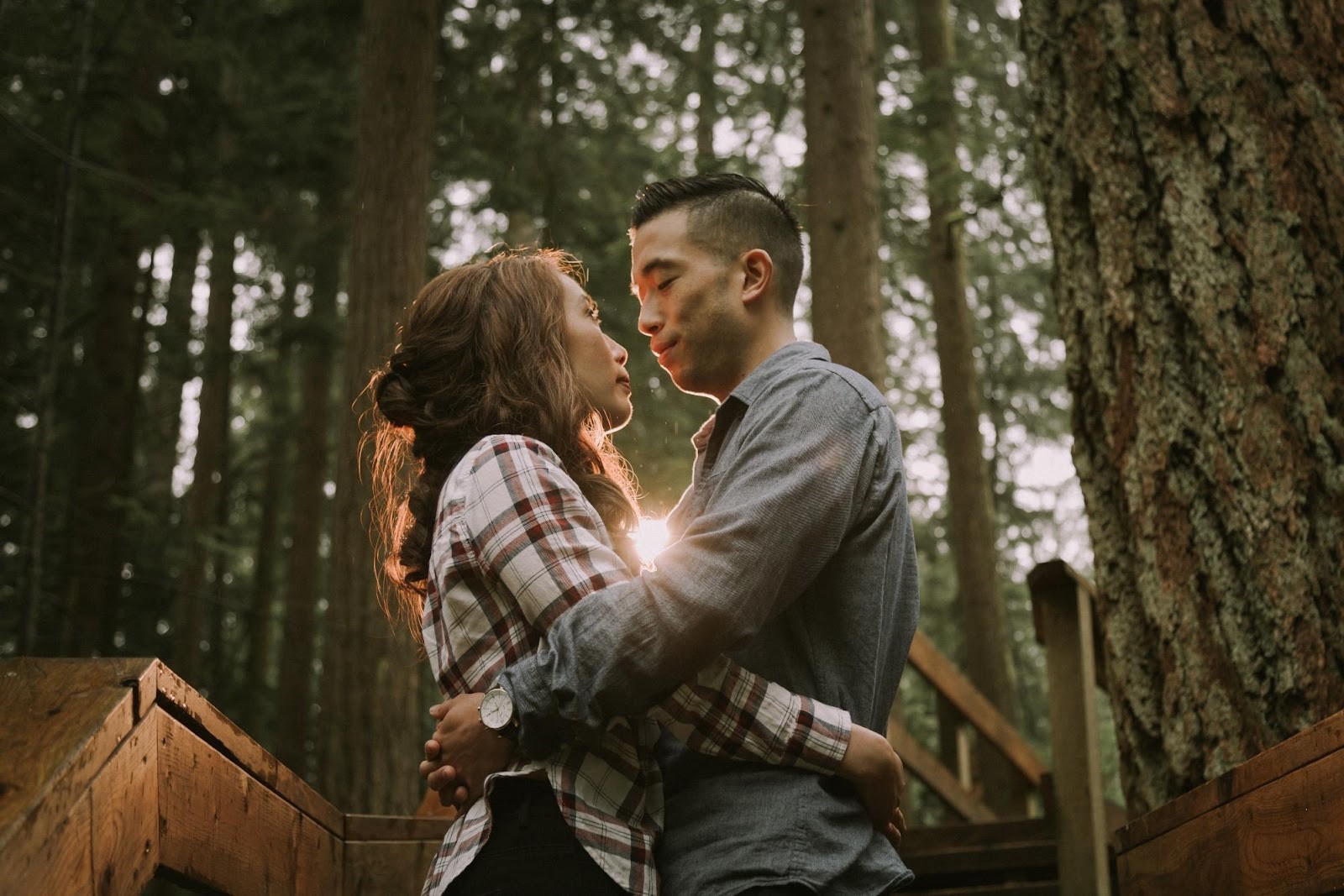 Here are why You Definitely Will Want Engagement Photos For These 5 Key Reasons 