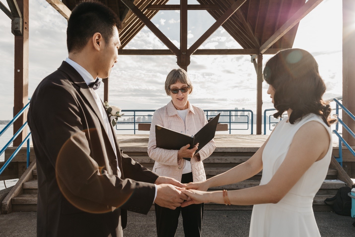 Small Talk Before You Have a Chat With The Wedding Officiant
