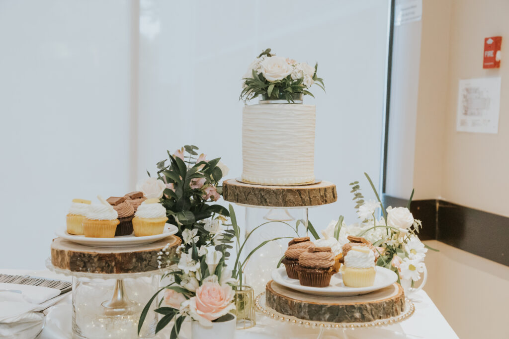 Never Make These Mistakes When Hiring Wedding Caterer