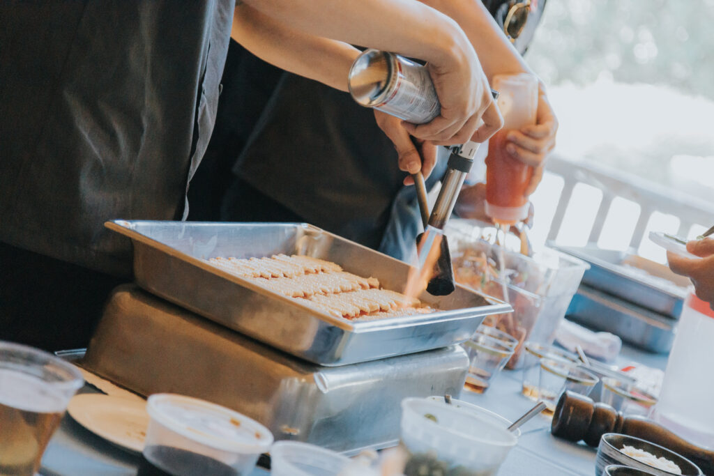 Never Make These Mistakes When Hiring Wedding Caterer